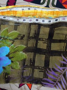 Elegant Brown &amp; Beige Floral Saree With Blooms