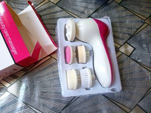 💯% New Working 5in1 Beauty Messanger