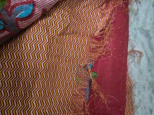 Beautiful Handloom Saree.with Attached Blouse Piec