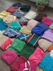 Assorted Women's Dupattas 50 per piece