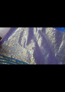 Super Saree With Shell And flower Design Of Golden