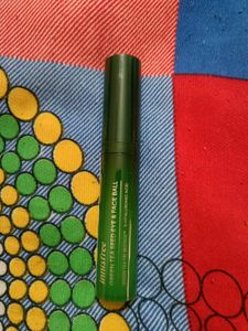 Innisfree Green Tea Seed Eye Roller