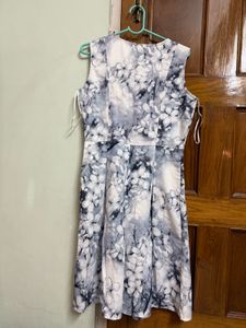 Black and white short dress