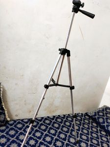 Tripod With RingLight Rarely Used
