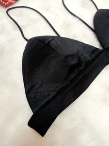 🖤Padded Black Bralette Top🖤