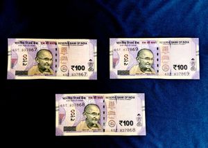 Hundred Rupees Holy Number 786 Notes
