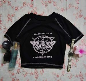 Ribbed Graphic Crop Top