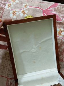 WOODEN BOX