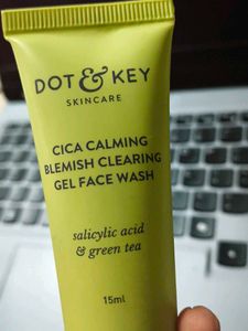 Dot &amp; Key Face Wash