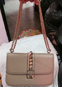 VALENTINO GARAVANI Elegant Shoulder Bag