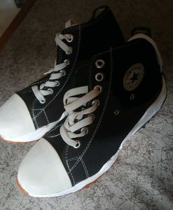 Converse Chuck Taylors Dupe Aesthetic