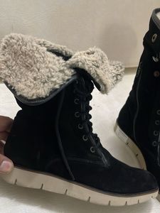 Black Suede Lace-Up Winter Boots