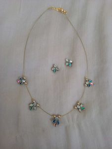 Floral  Necklace and Earring Set