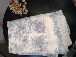 Graceful Off-White Saree🤍