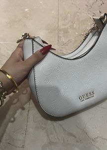 Guess Shoulder Bag