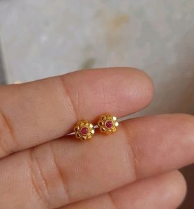 Beautiful New Flower Desine Studs