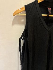 Chic Black Cutout Top