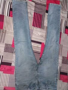 Light Wash Slim Fit Jeans