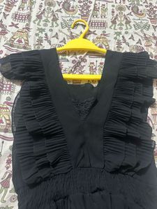 Elegant Black Maxi Dress