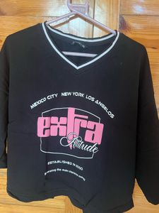 NEW TORK graphic sweatshirt