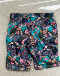 FLORAL RARE RABBIT Shorts