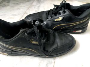 Puma Black Sneakers