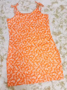 1 Sleeveless kurti in 4 different colours