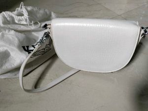 Chic Og Crossbody Bag Like New