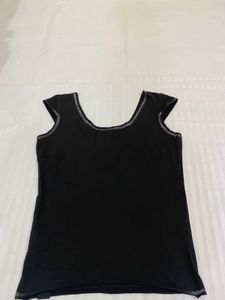 Calvin Klien Sleeveless Top Bust 32/34/36