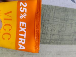 Vlcc Sunscreen SPF 60 125 Grams