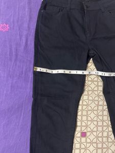 Max UAE Skinny Medium Rise Black Jeans