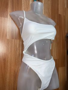 Beautifull Swim Bodysuit 8april2