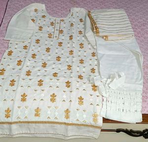 Elegant Embroidered Kurta Set