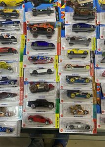 HOT WHEELS ASSORTED ONE PIECE DIECASTCAR IMPORTED