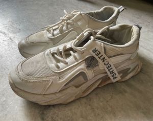 Sports Shoes Women