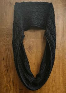Stylish Black Knit Infinity Scarf