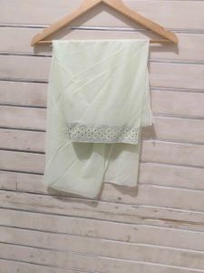 Elegant Pink Patterned Saree