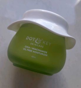 Cica Oil-Free Moisturizer From Dot&amp;Key