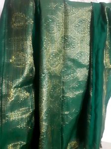 Green &amp; Gold Scarf