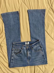 Blue Mid waist flare jeans 💙