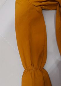 Formal Mustard Top