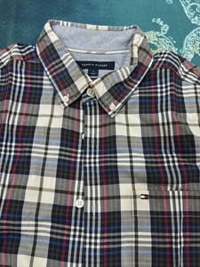 Tommy Hilfiger Plaid Button-Down Shirt
