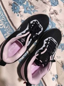 Shoes For Women&#39;s And Mens Too Anyone Can Use.