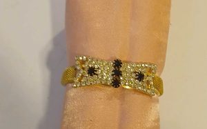 Sparkling Bow Bangle