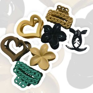 Cute Hair Claw Clip Set pic any 2