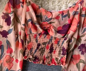 Balloon Sleeve Crop Top
