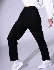 High Waist Mom-Fit Black Jeans
