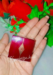 Charlotte Tilbury Flawless Compact