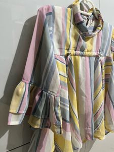 Color Blocked Top