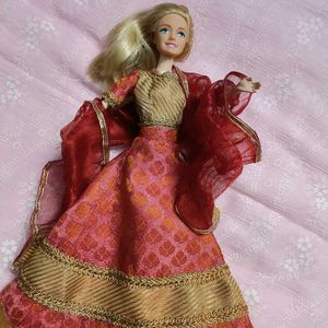 Knockoff Barbie Doll In Decent Condition
